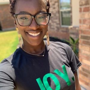 Meet your Posher, Allison